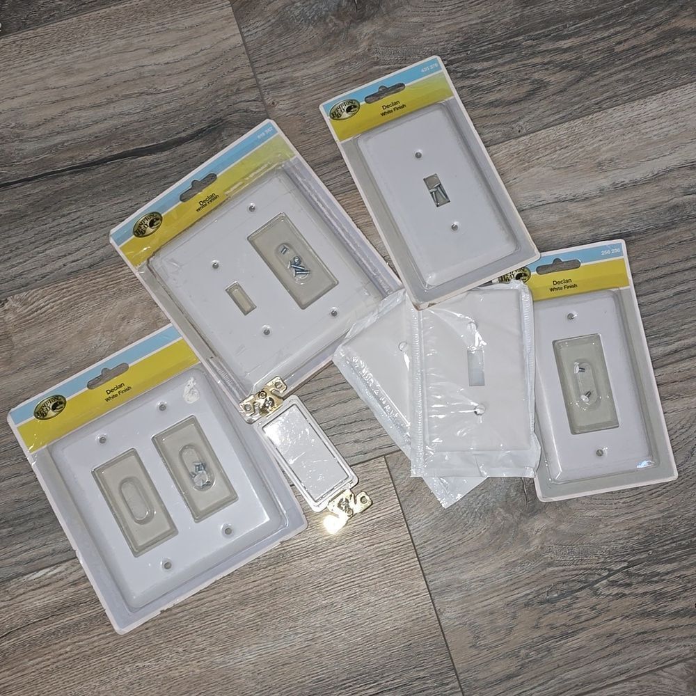 NWT, White Outlet Covers and Light Switch Bundle